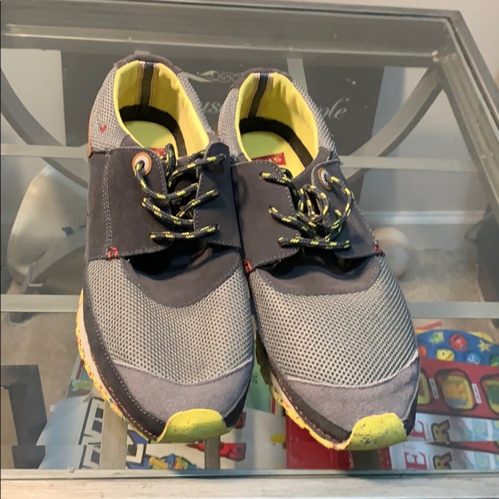 Levi Men’s Shoes size 12